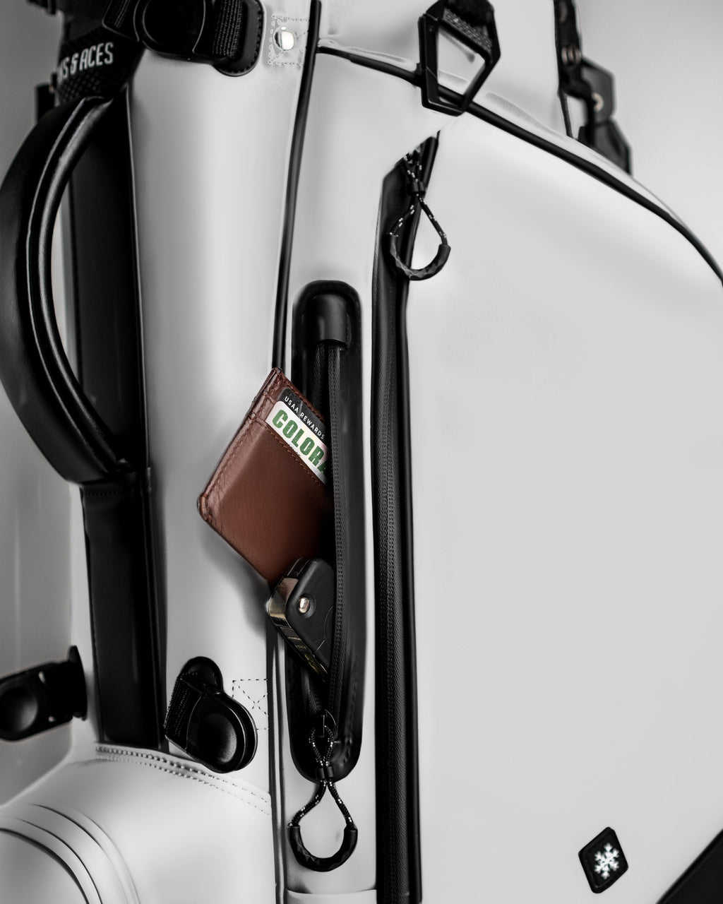 Player Preferred™ Golf Bag - Domino - 3Sons Sports & Fitness