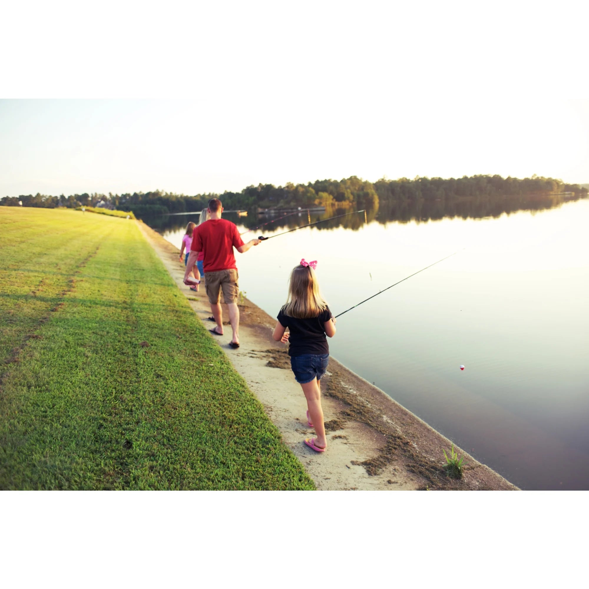 Shakespeare Catch More Fish Saltwater Spinning Kit, 6'6" Medium Heavy Fishing Rod, 50 Size Reel